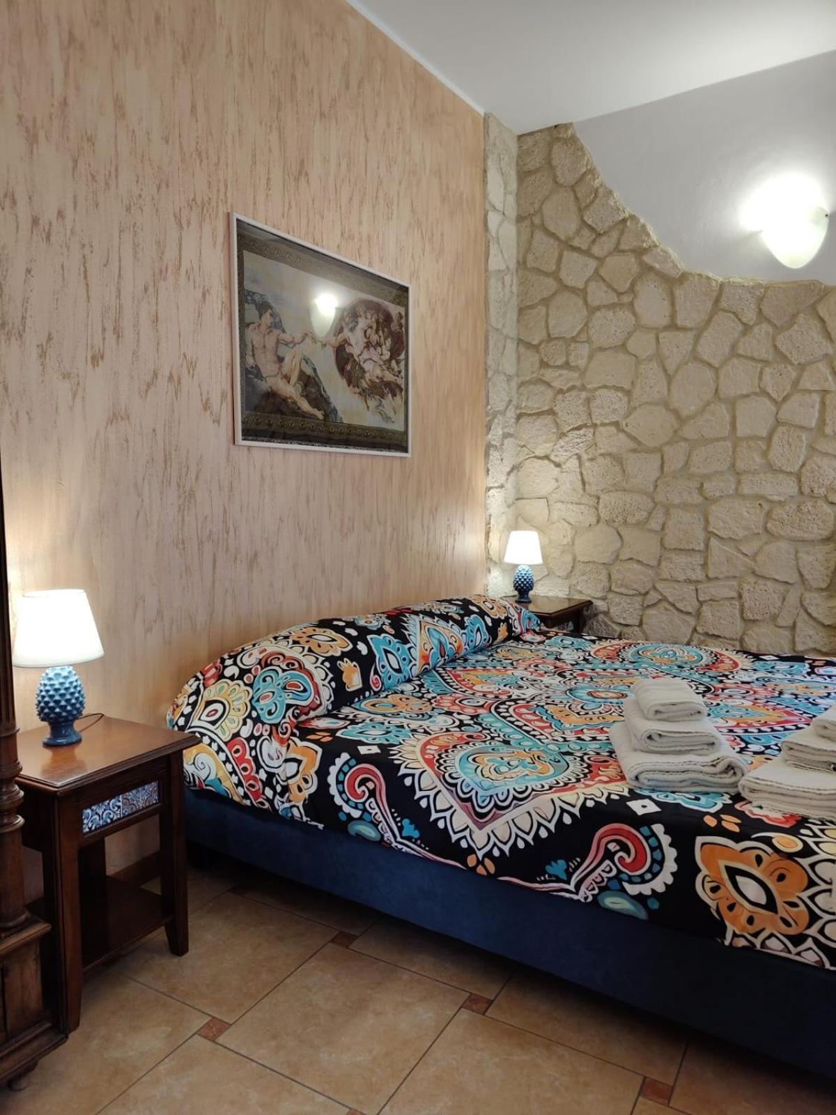Del Centro Bed & Breakfast Enna Eksteriør bilde